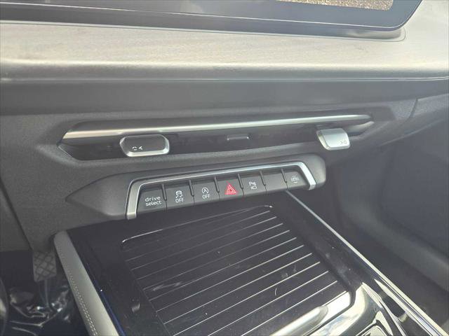 New 2026 Audi Q3 quattro 2.0T image 30