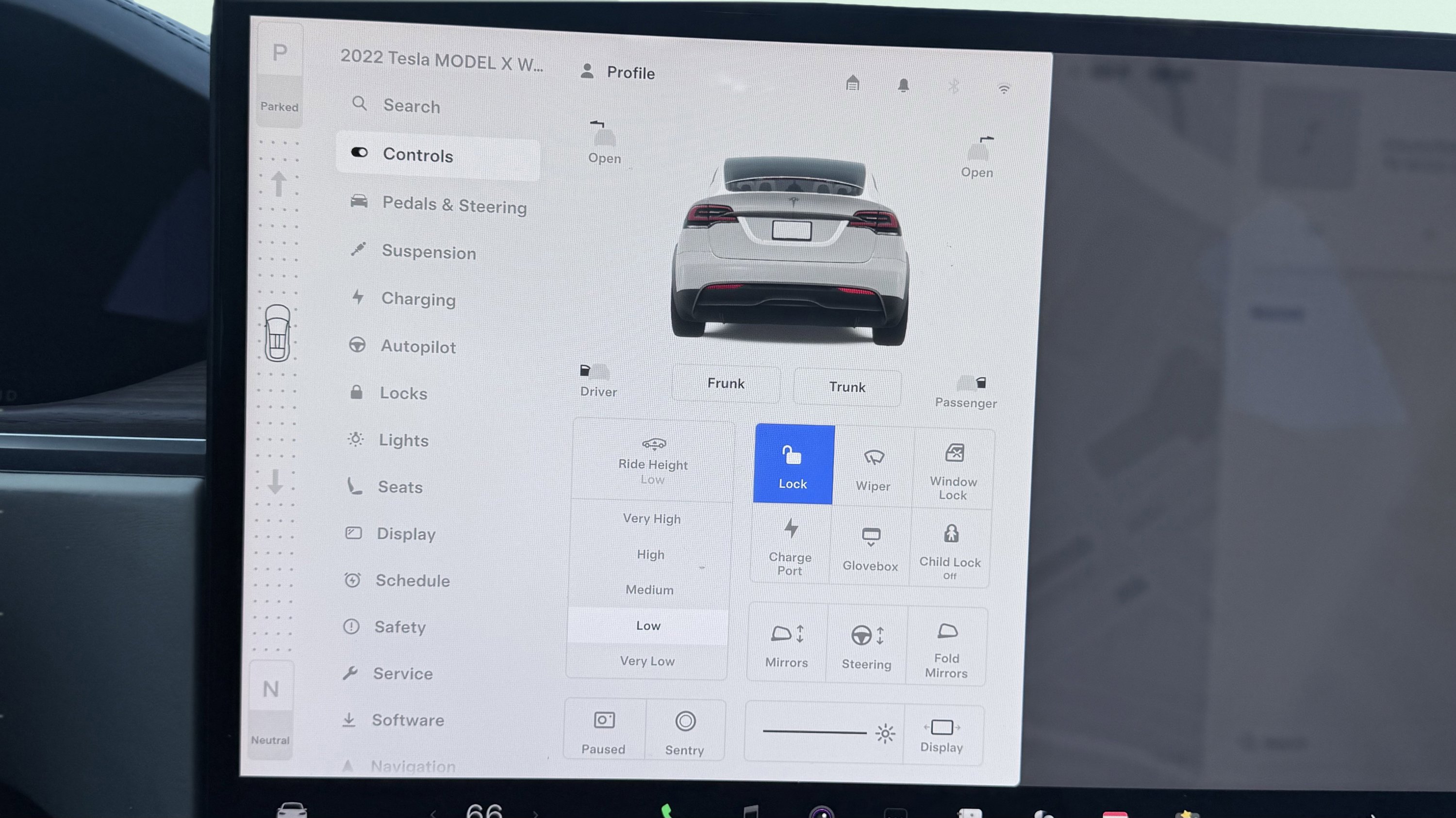 Used 2022 Tesla Model X image 75