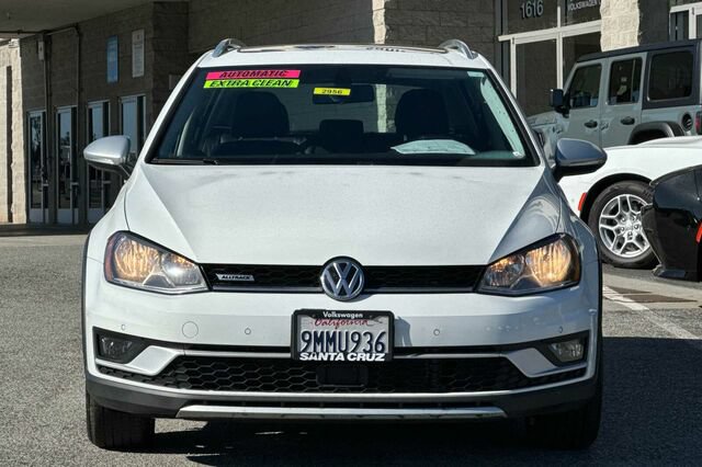 Used 2017 Volkswagen Golf Alltrack SE AWD/4WD image 9