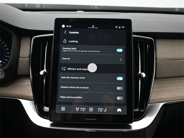 New 2026 Volvo XC90 B6 Plus w/ Protection Package Premier image 18