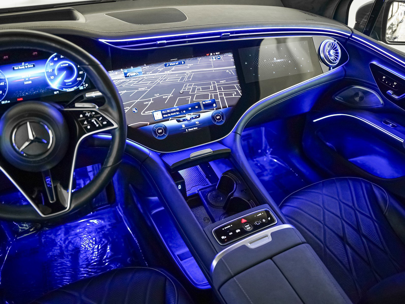 Certified 2023 Mercedes-Benz EQS 580 4MATIC SUV image 17