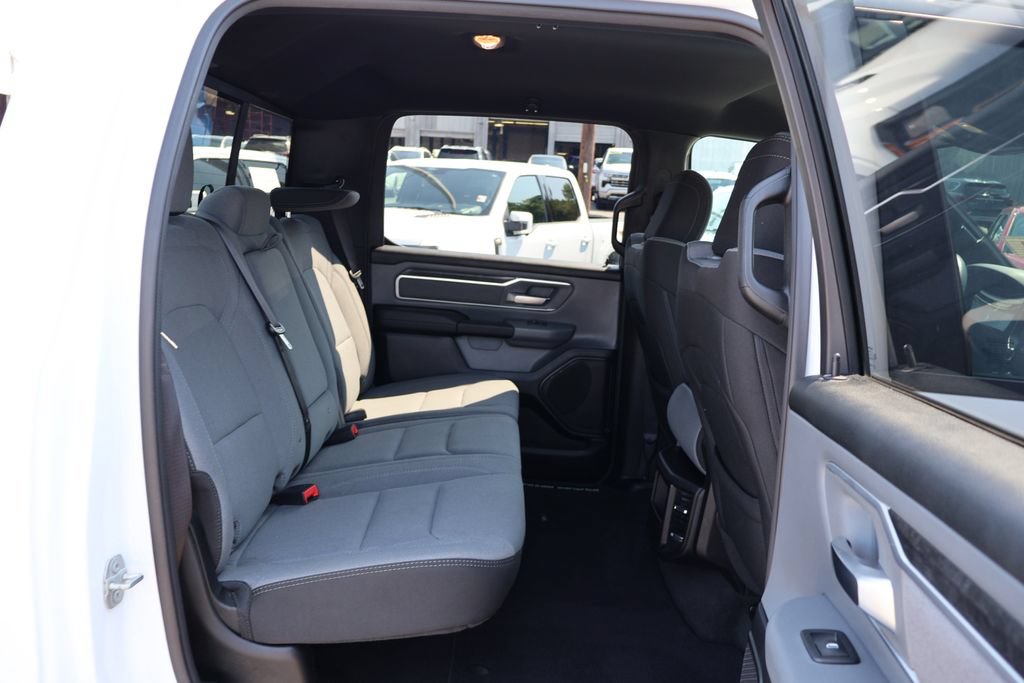Used 2021 RAM 1500 Big Horn RWD image 24