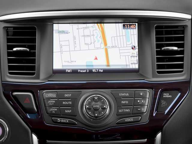 Used 2016 Nissan Pathfinder Platinum image 13
