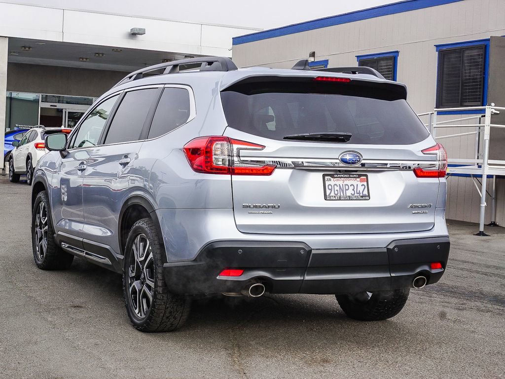 Used 2023 Subaru Ascent Limited w/ Technology Package image 4
