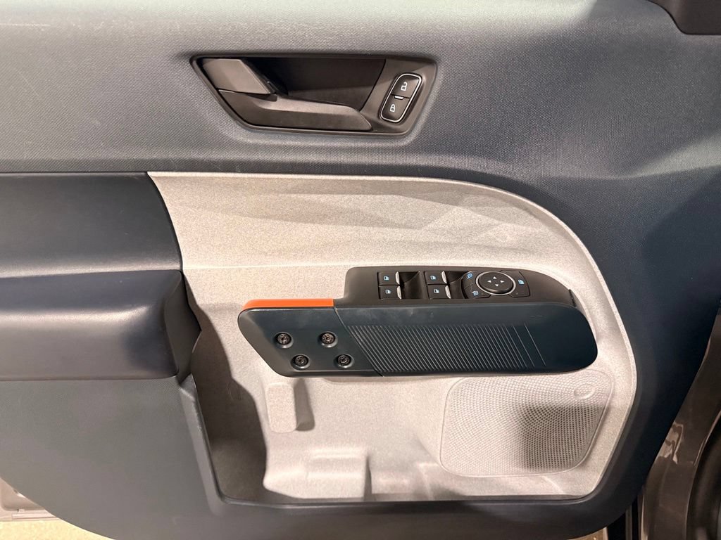 Used 2023 Ford Maverick XLT FWD image 13