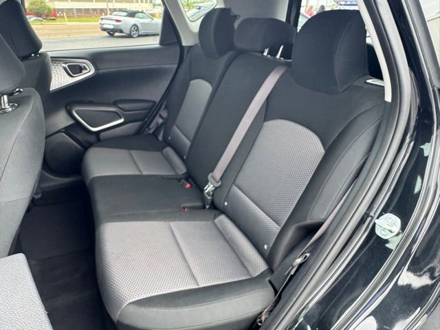 Used 2024 Kia Soul LX FWD image 17
