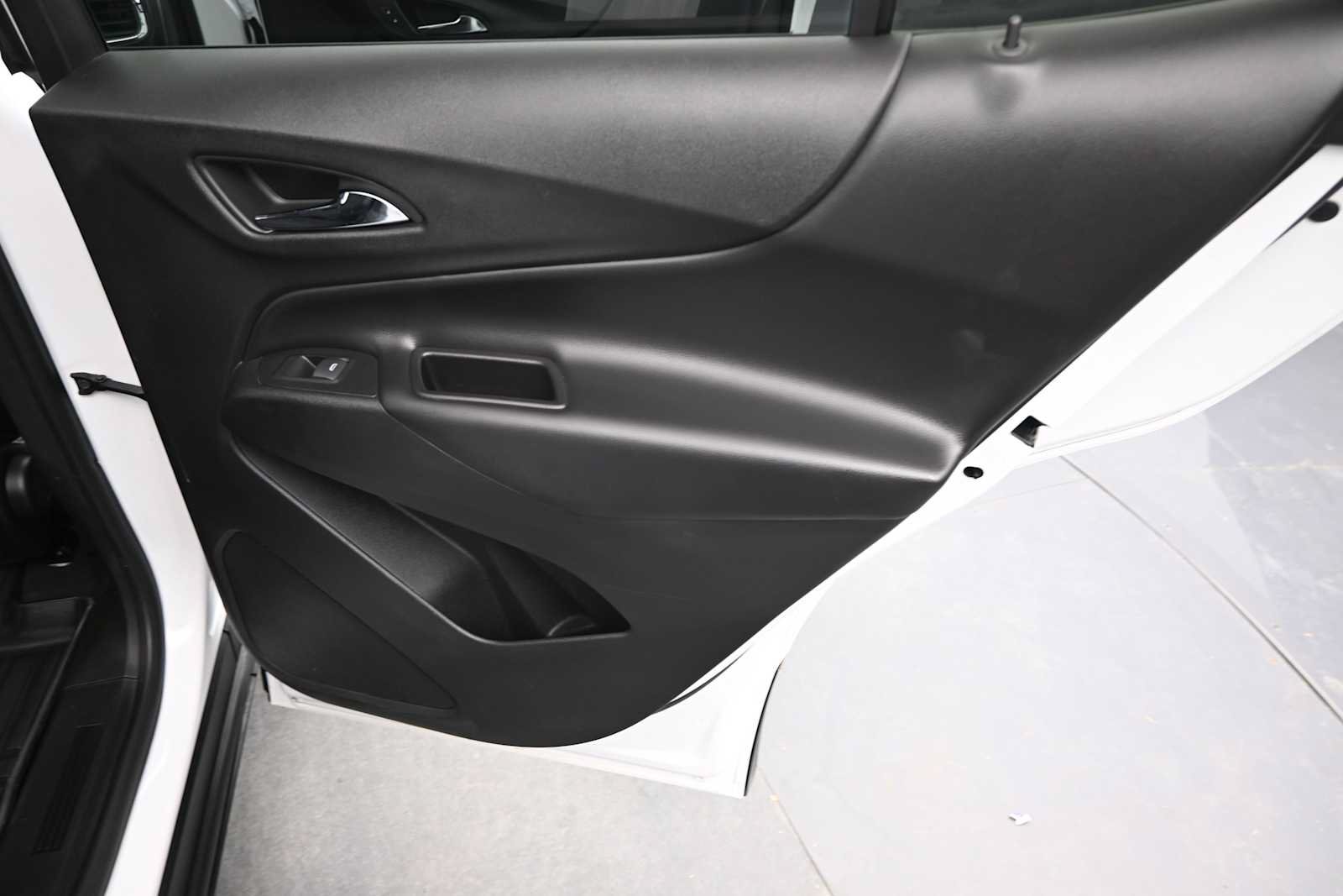 Used 2019 Chevrolet Equinox LT AWD/4WD image 24