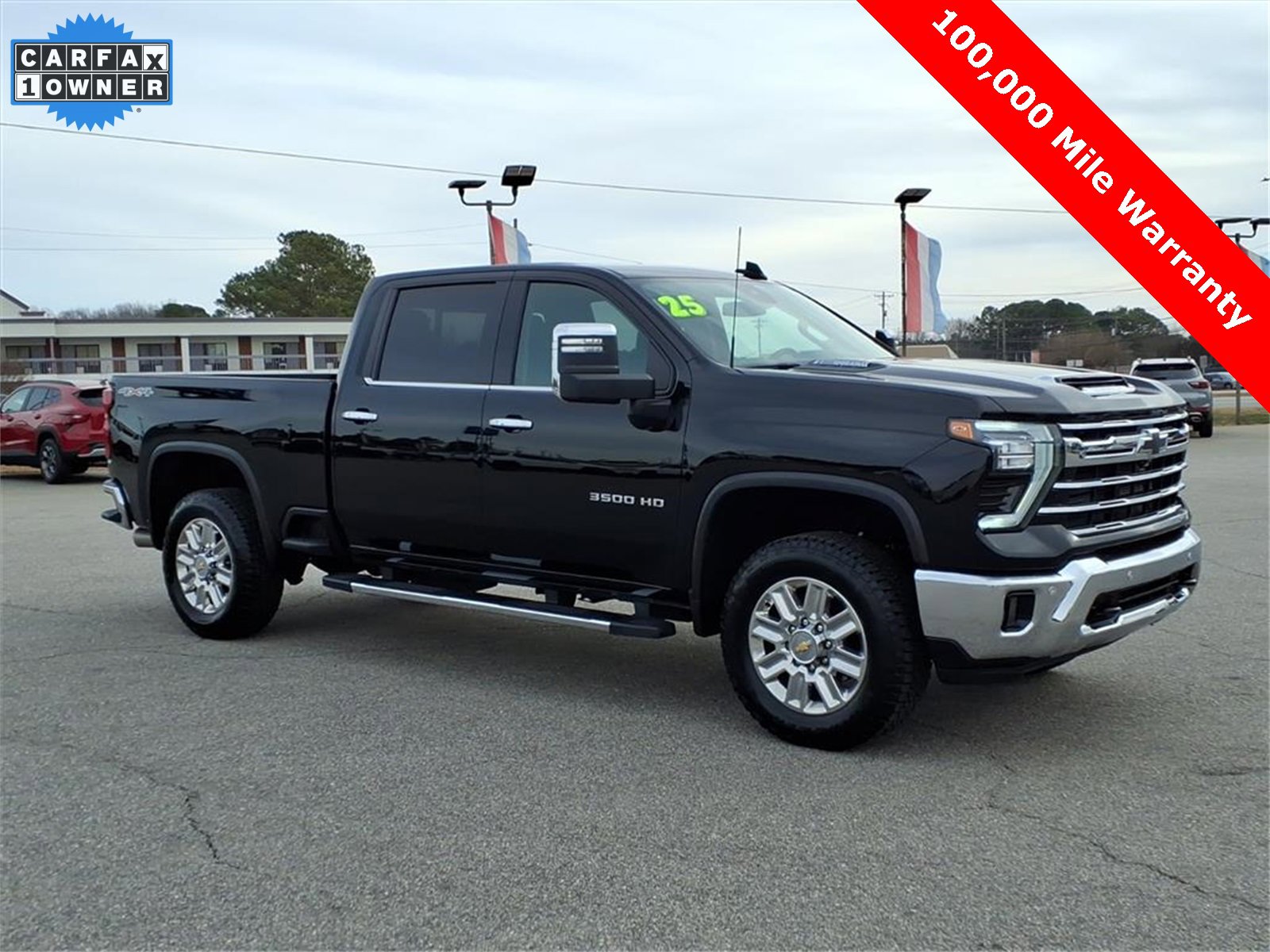 Used 2025 Chevrolet Silverado 3500 LTZ w/ LTZ Convenience Package image 7