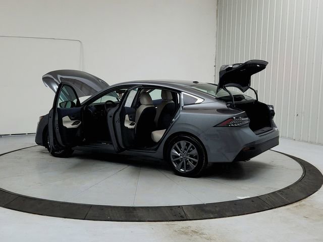 New 2026 Nissan Sentra SL w/ Floor Mat Package image 13
