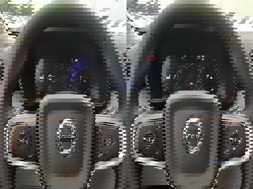 New 2026 Volvo XC40 B5 Ultra w/ Protection Package Premier image 20