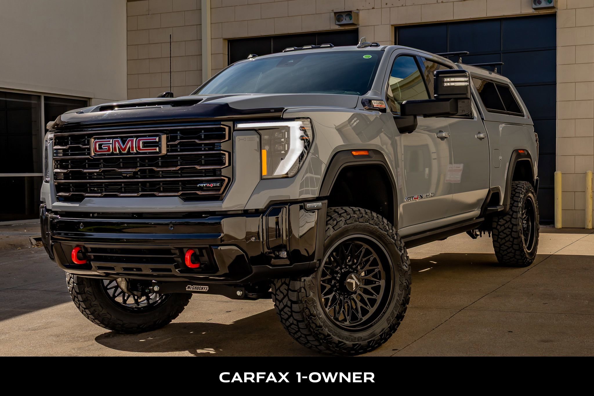 Used 2025 GMC Sierra 2500 AT4X image 5