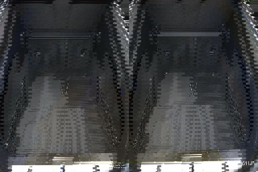 Used 2011 Porsche Panamera 4 AWD/4WD image 33