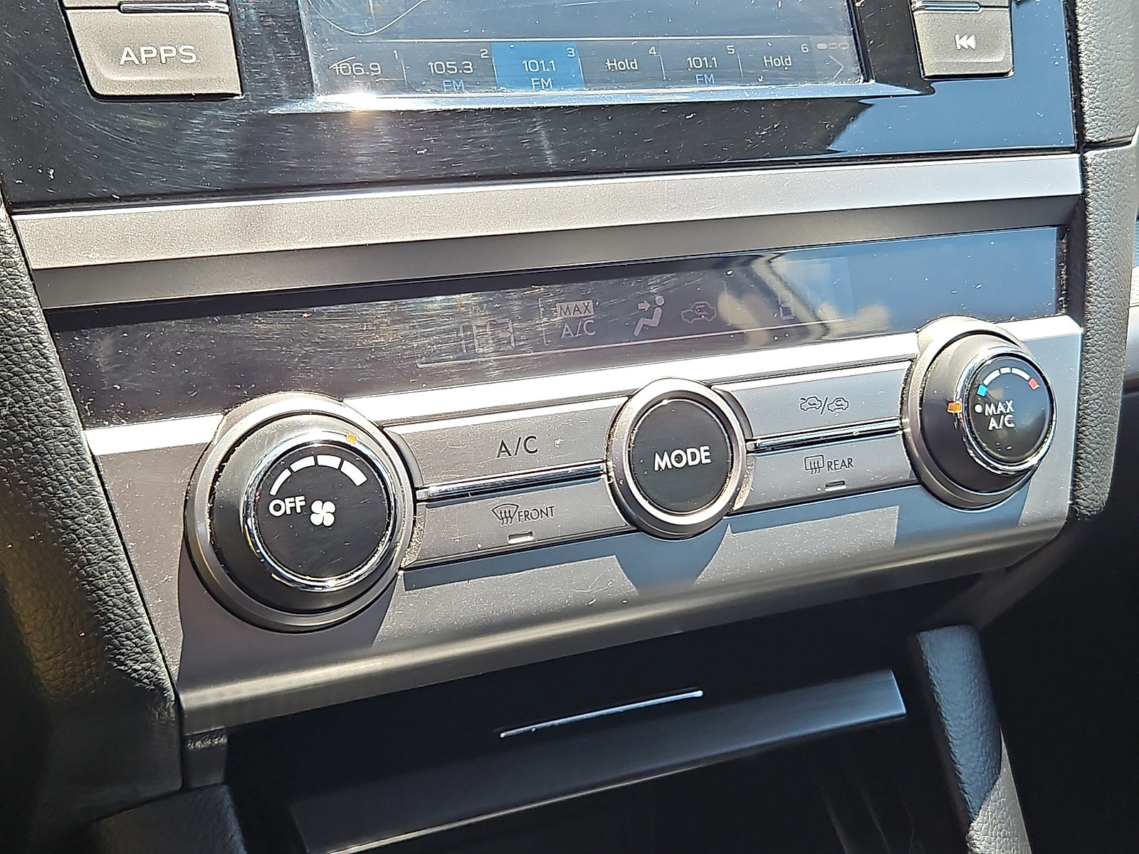 Used 2018 Subaru Outback 2.5i AWD/4WD image 15