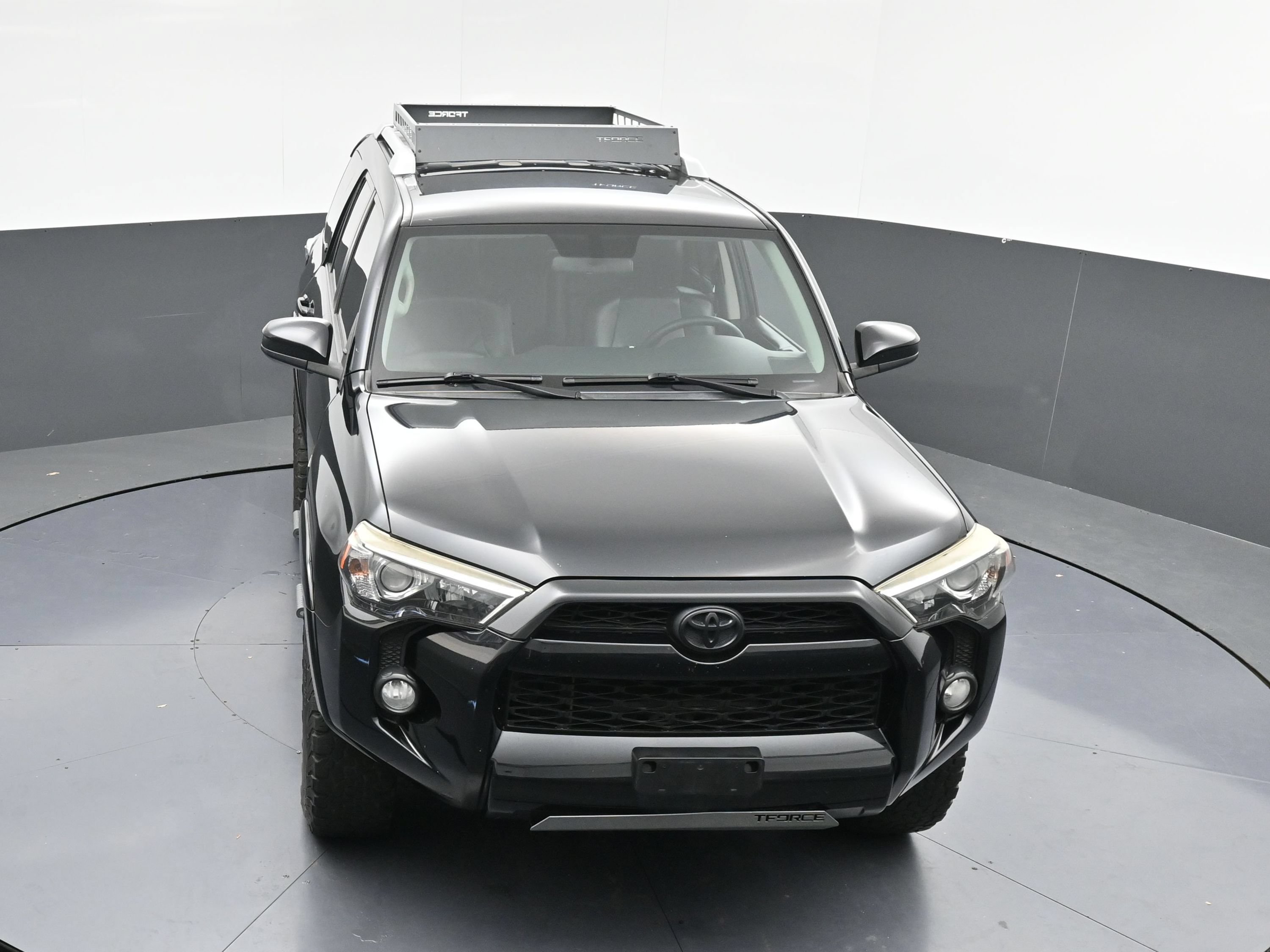 Used 2017 Toyota 4Runner SR5 AWD/4WD image 33