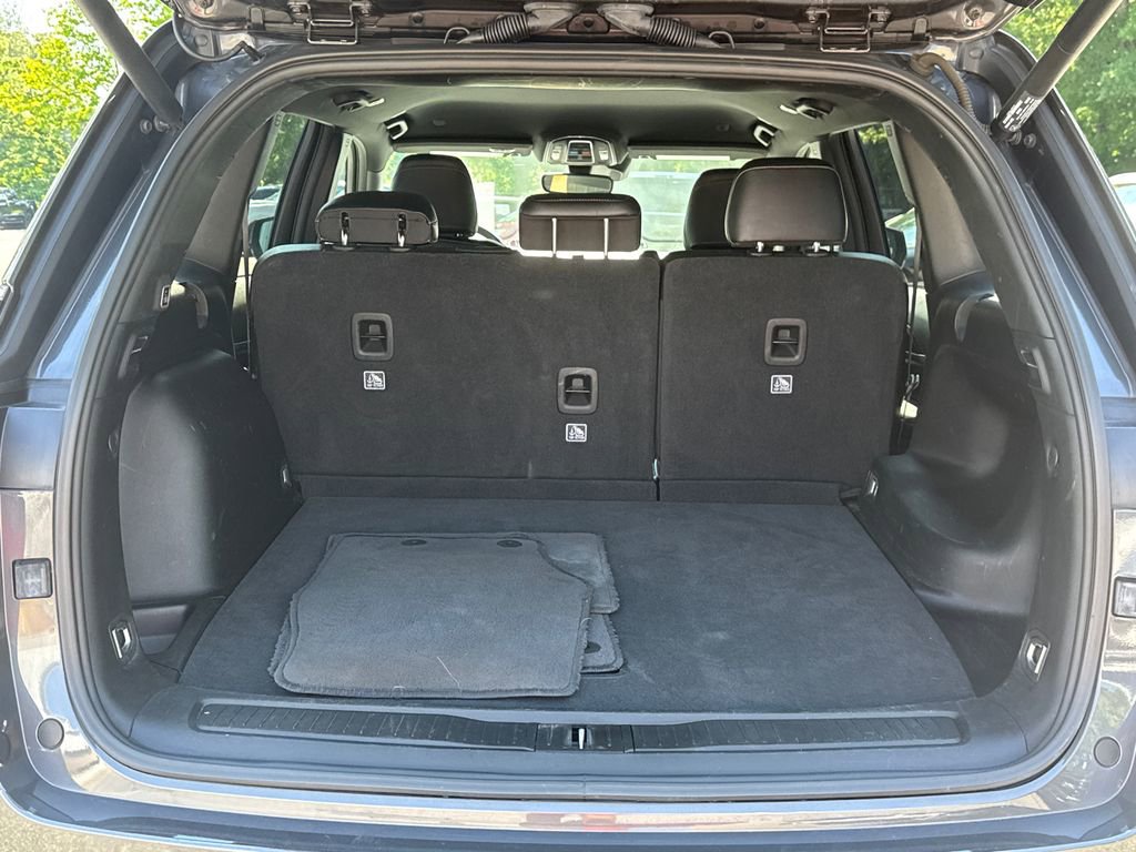 Used 2024 Jeep Grand Cherokee Limited image 18