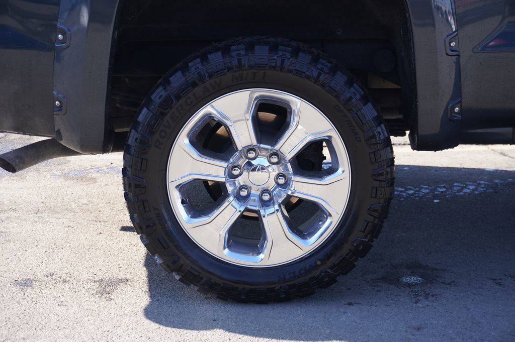 Used 2017 Chevrolet Silverado 1500 LT image 12