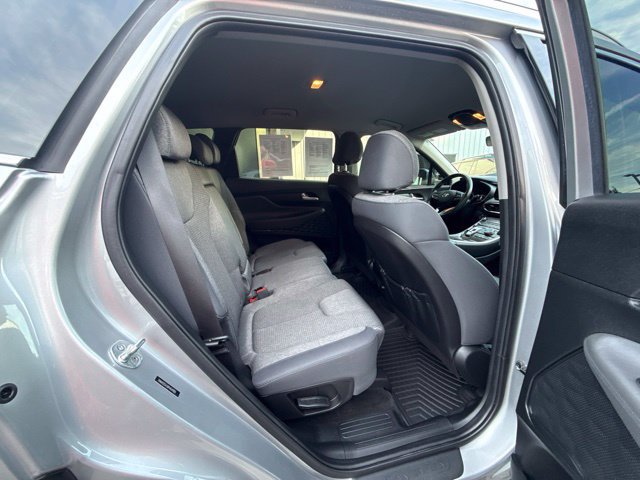 Used 2023 Hyundai Santa Fe SEL AWD/4WD image 16