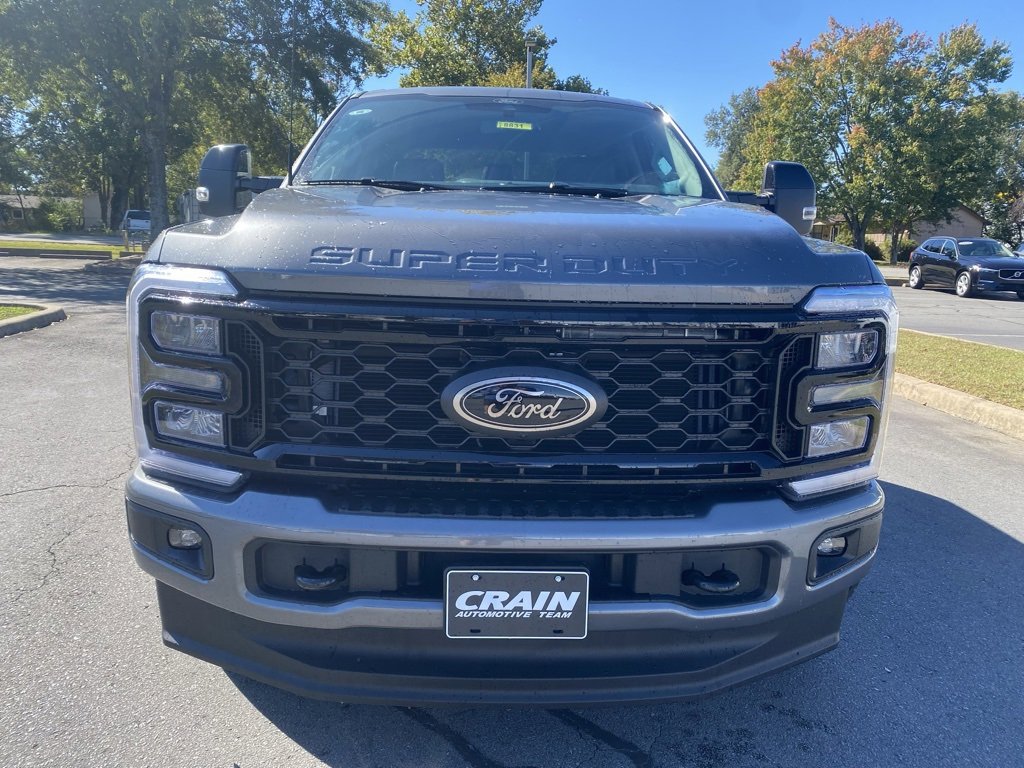 New 2026 Ford F250 Lariat w/ Black Appearance Package image 2