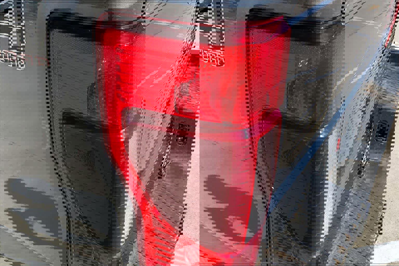 Used 2022 Ford F250 XLT w/ XLT Value Package image 27