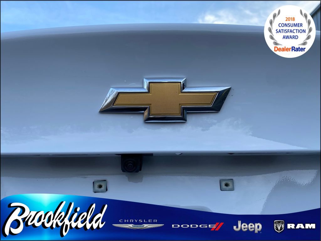 Used 2025 Chevrolet Malibu LT image 12