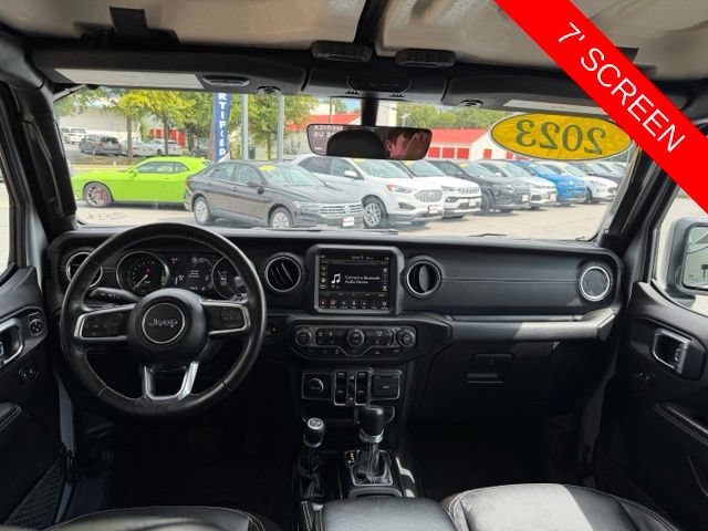 Used 2023 Jeep Wrangler Unlimited Sahara w/ Cold Weather Group AWD/4WD image 3