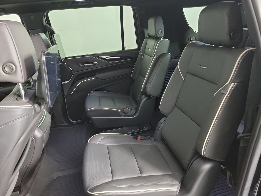 Used 2023 Cadillac Escalade ESV Sport w/ LPO, ONYX Package image 13