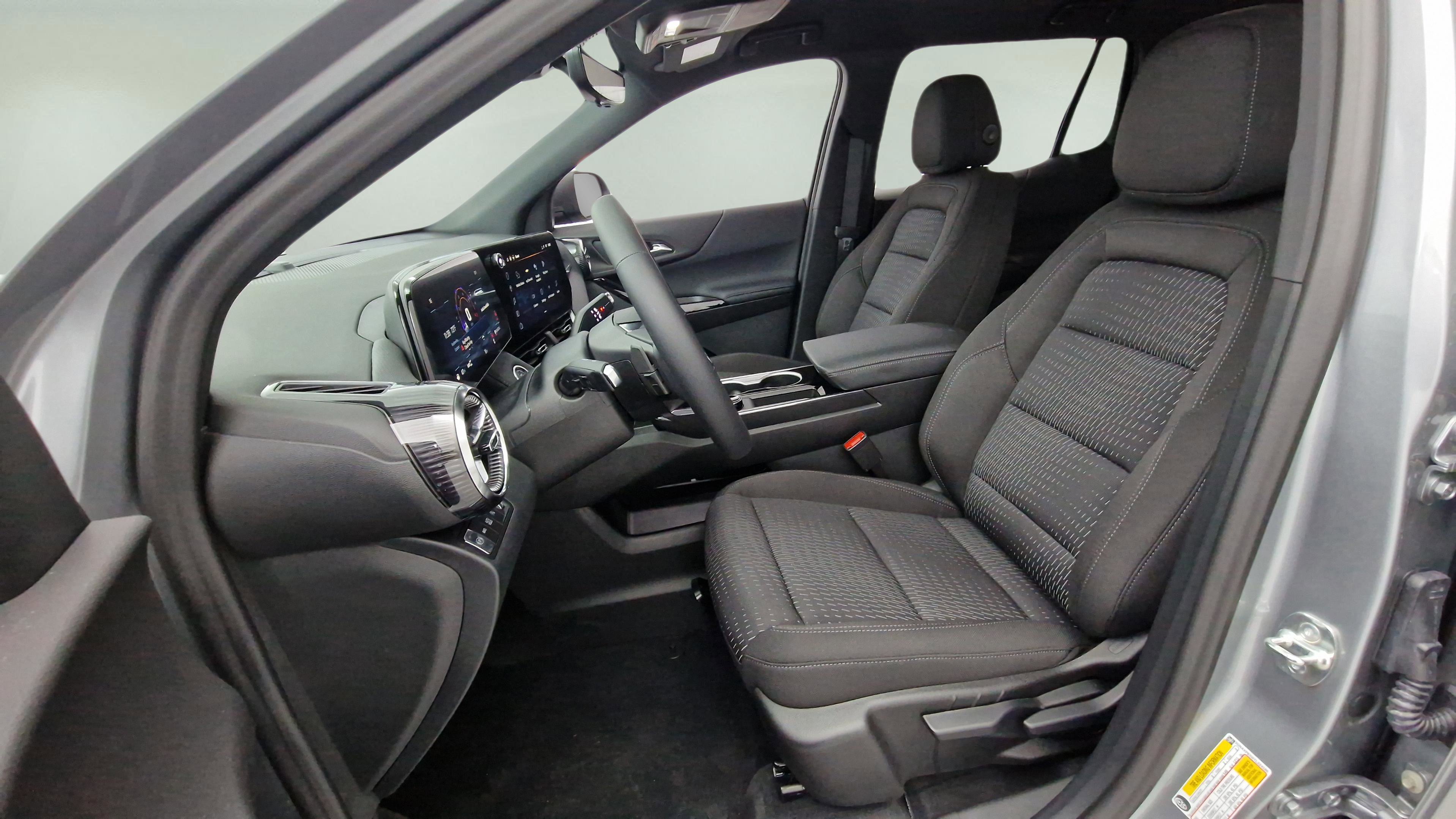 New 2026 Chevrolet Equinox LT w/ Safety and Technology Package image 14