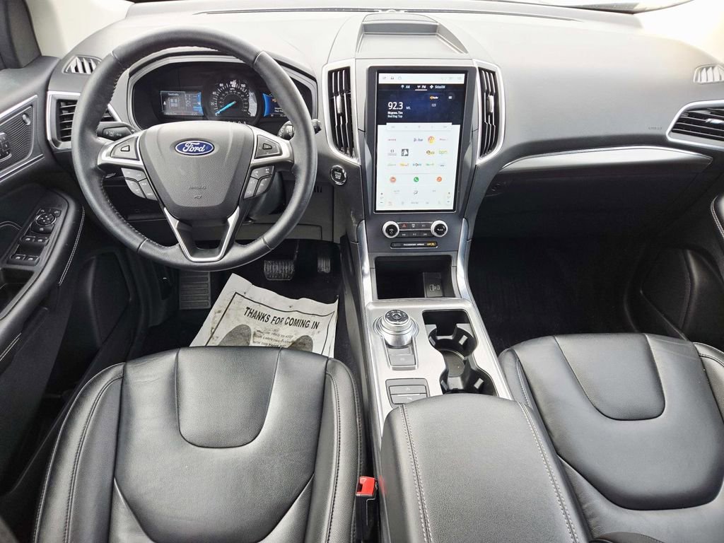 Used 2022 Ford Edge Titanium image 10