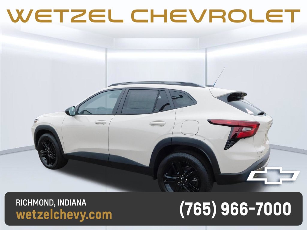 New 2026 Chevrolet Trax ACTIV w/ Sunroof Package FWD image 5