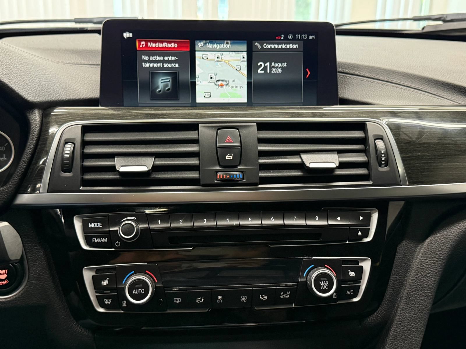 Used 2018 BMW 330i xDrive Sedan AWD/4WD image 27