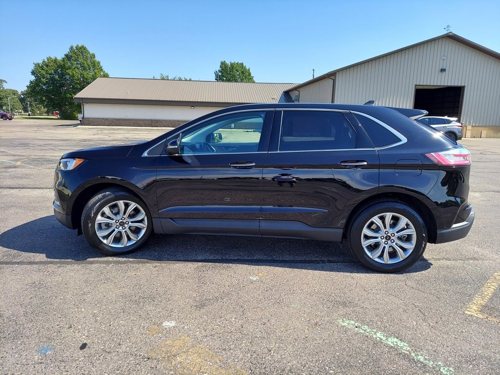 Certified 2024 Ford Edge Titanium image 12