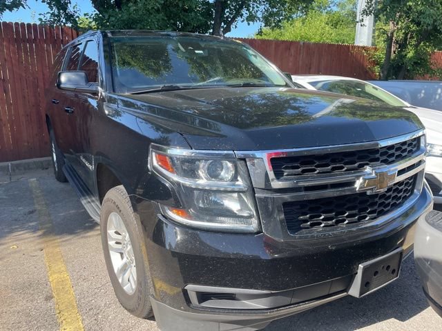Used 2018 Chevrolet Suburban LT RWD image 4