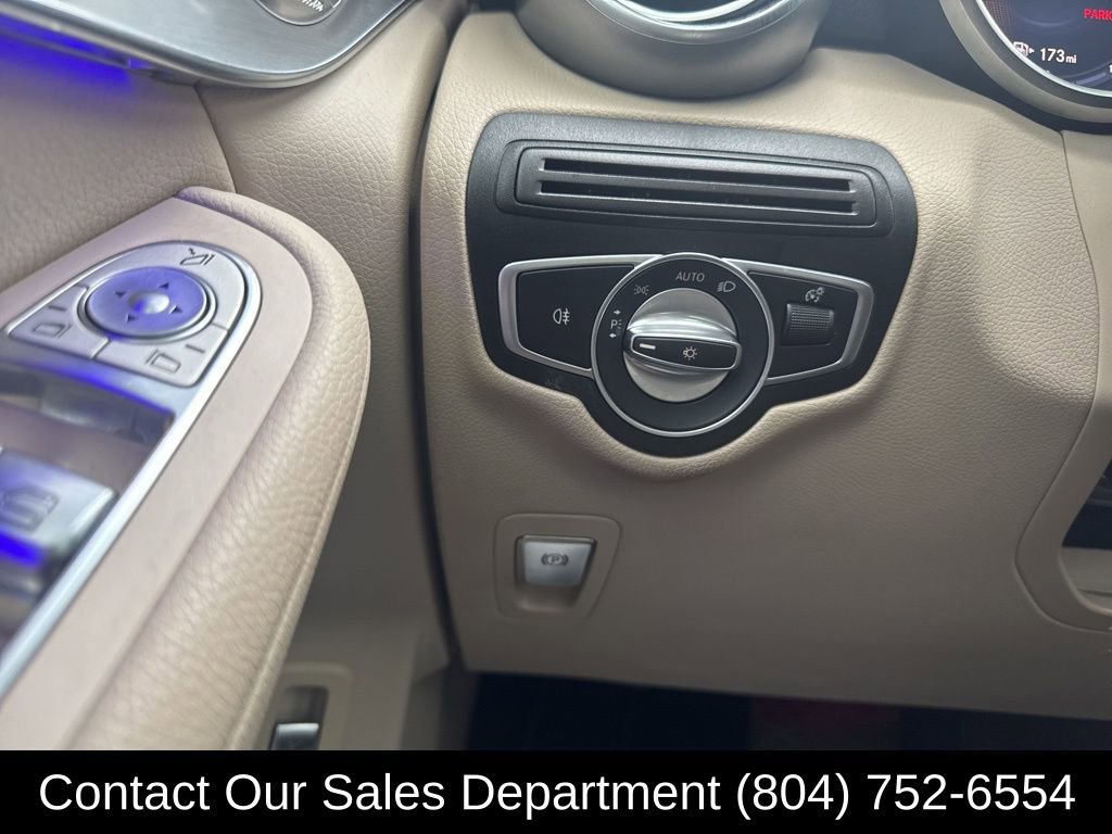 Used 2020 Mercedes-Benz GLC 300 4MATIC image 17