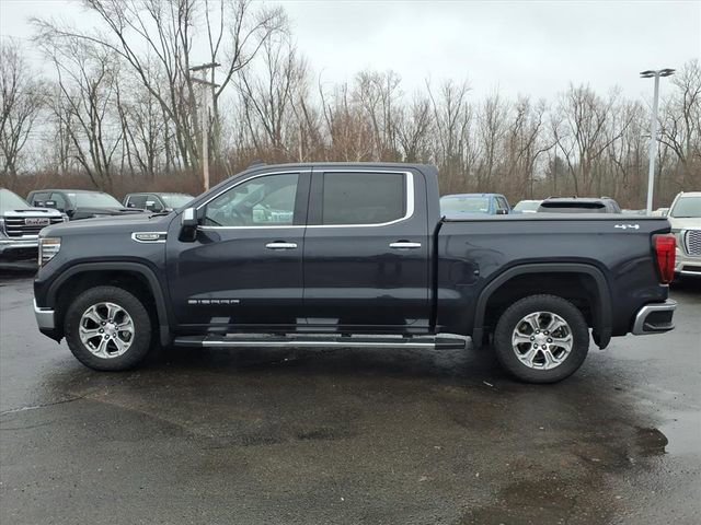 Used 2022 GMC Sierra 1500 SLT w/ SLT Convenience Package image 2
