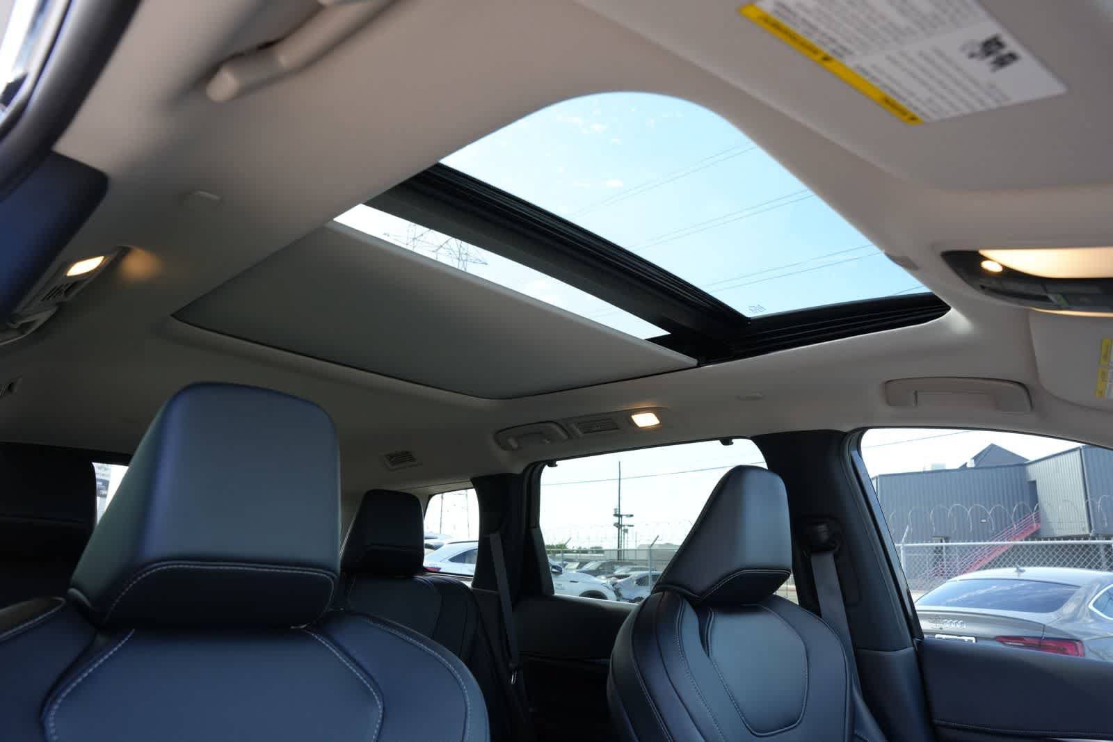 Certified 2026 INFINITI QX60 Luxe w/ Cargo Package FWD image 24