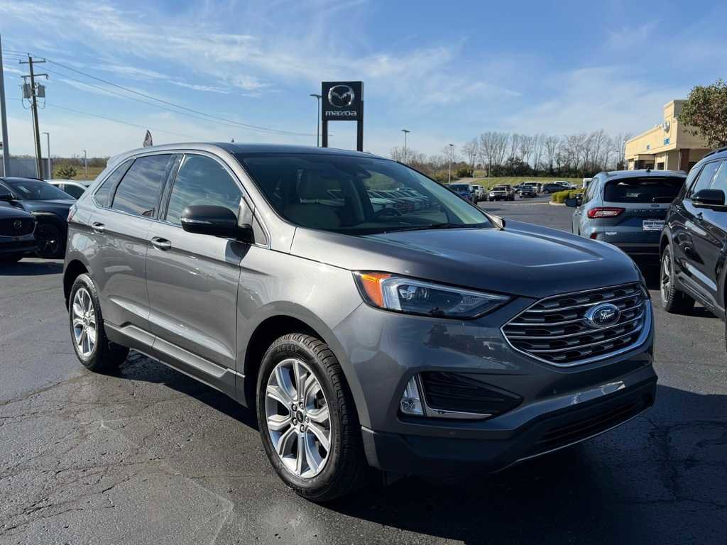 Used 2024 Ford Edge Titanium image 1