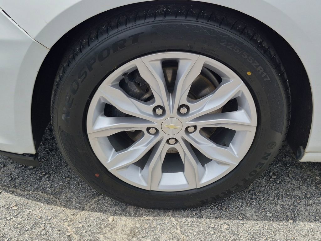Used 2020 Chevrolet Malibu LT FWD image 10