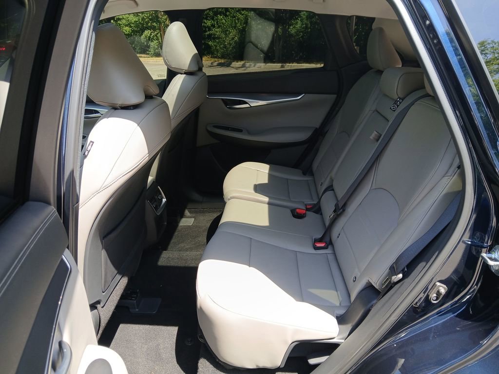 Used 2025 INFINITI QX50 Luxe w/ Cargo Package AWD/4WD image 33