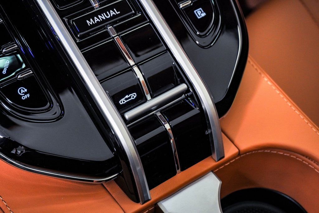 New 2026 Aston Martin V8 Vantage Roadster image 35