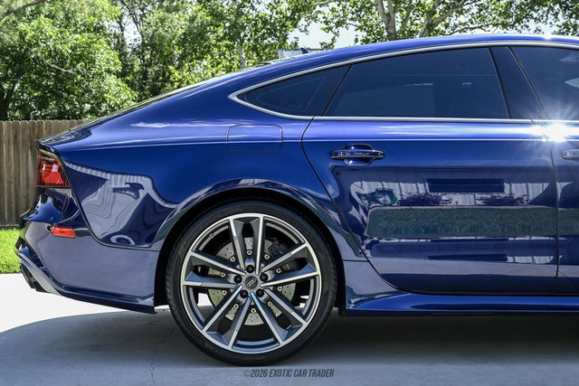 Used 2018 Audi RS 7 Performance w/ Driver Assistance Package AWD/4WD image 10