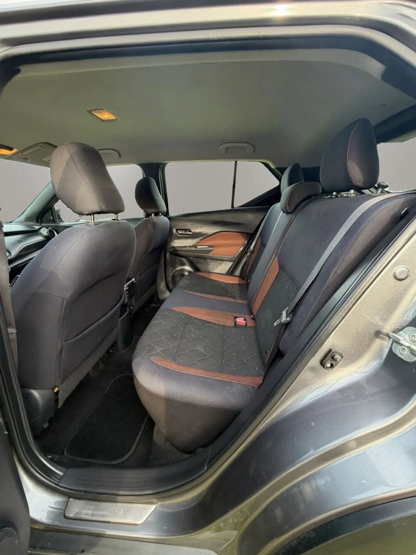 Used 2019 Nissan Kicks SR w/ Exterior Electronics Package image 11