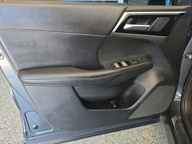 Used 2024 Mitsubishi Outlander FWD image 5