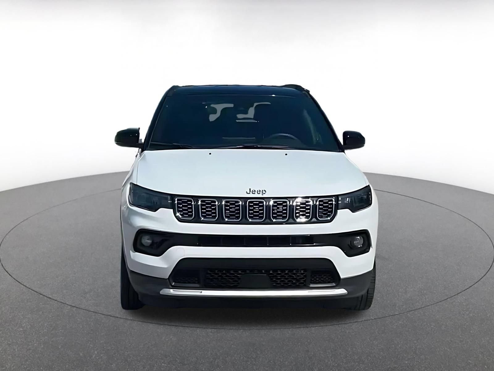 Used 2025 Jeep Compass Limited AWD/4WD image 4