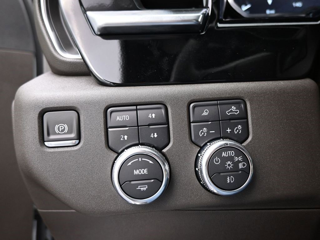 New 2025 GMC Sierra 3500 SLE w/ SLE Value Package image 21