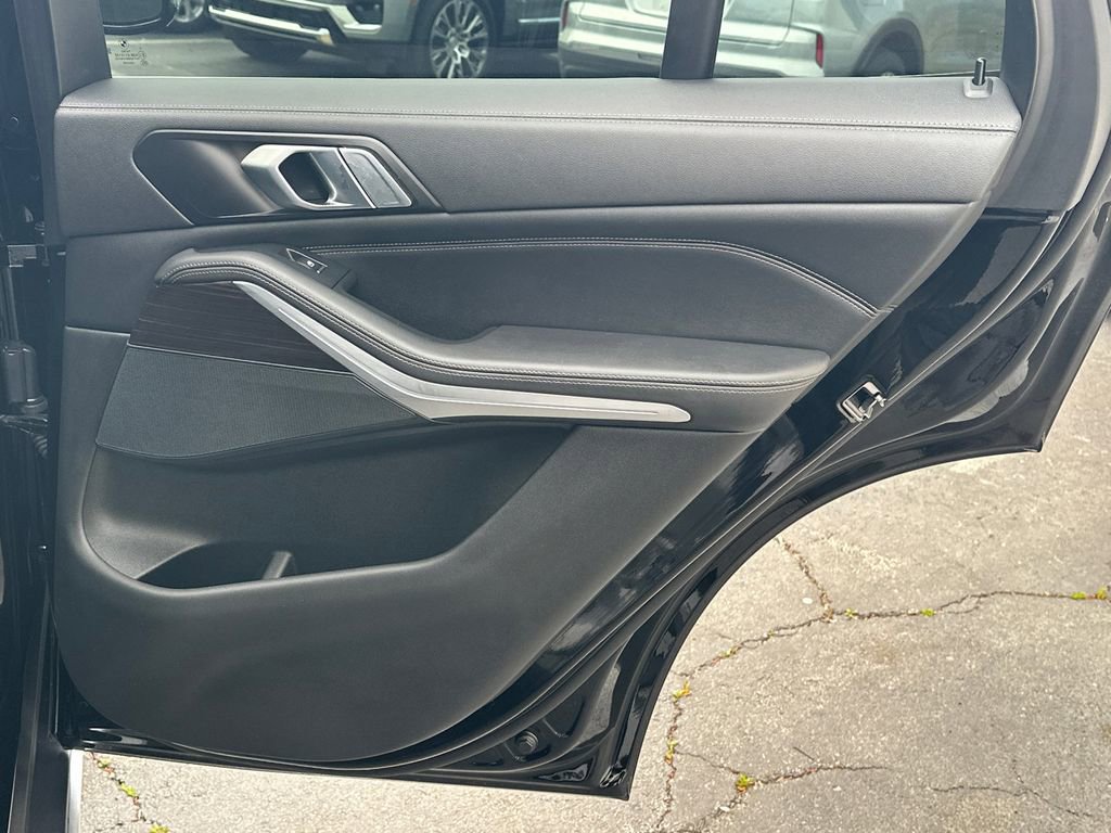 Used 2023 BMW X5 xDrive40i w/ Premium Package image 17