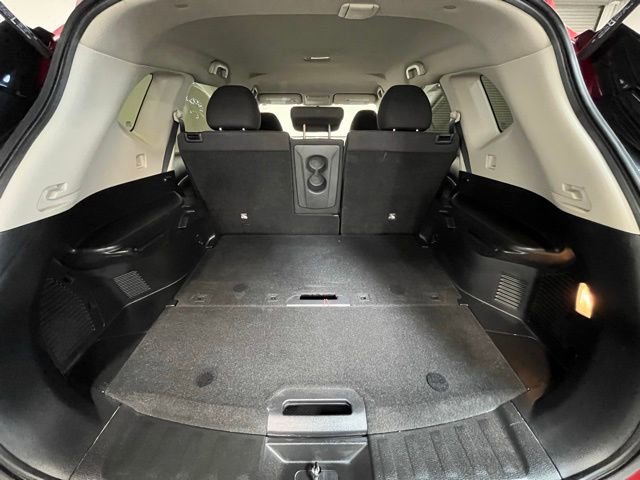 Used 2016 Nissan Rogue S image 14