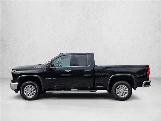 Used 2024 Chevrolet Silverado 2500 LTZ w/ LTZ Plus Package AWD/4WD image 9