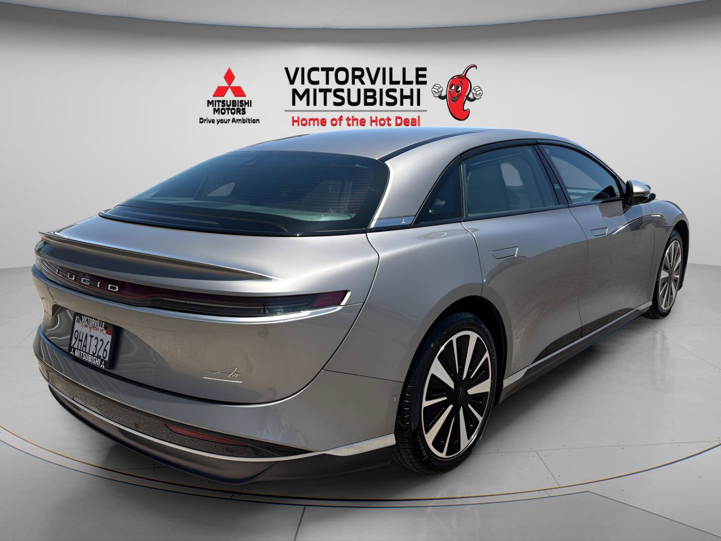 Used 2023 Lucid Air Touring AWD/4WD image 8