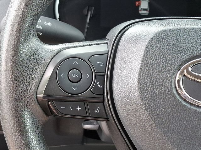 Used 2024 Toyota RAV4 XLE AWD/4WD image 15