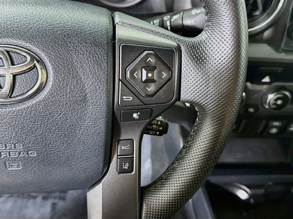Used 2019 Toyota Tacoma TRD Off-Road AWD/4WD image 20